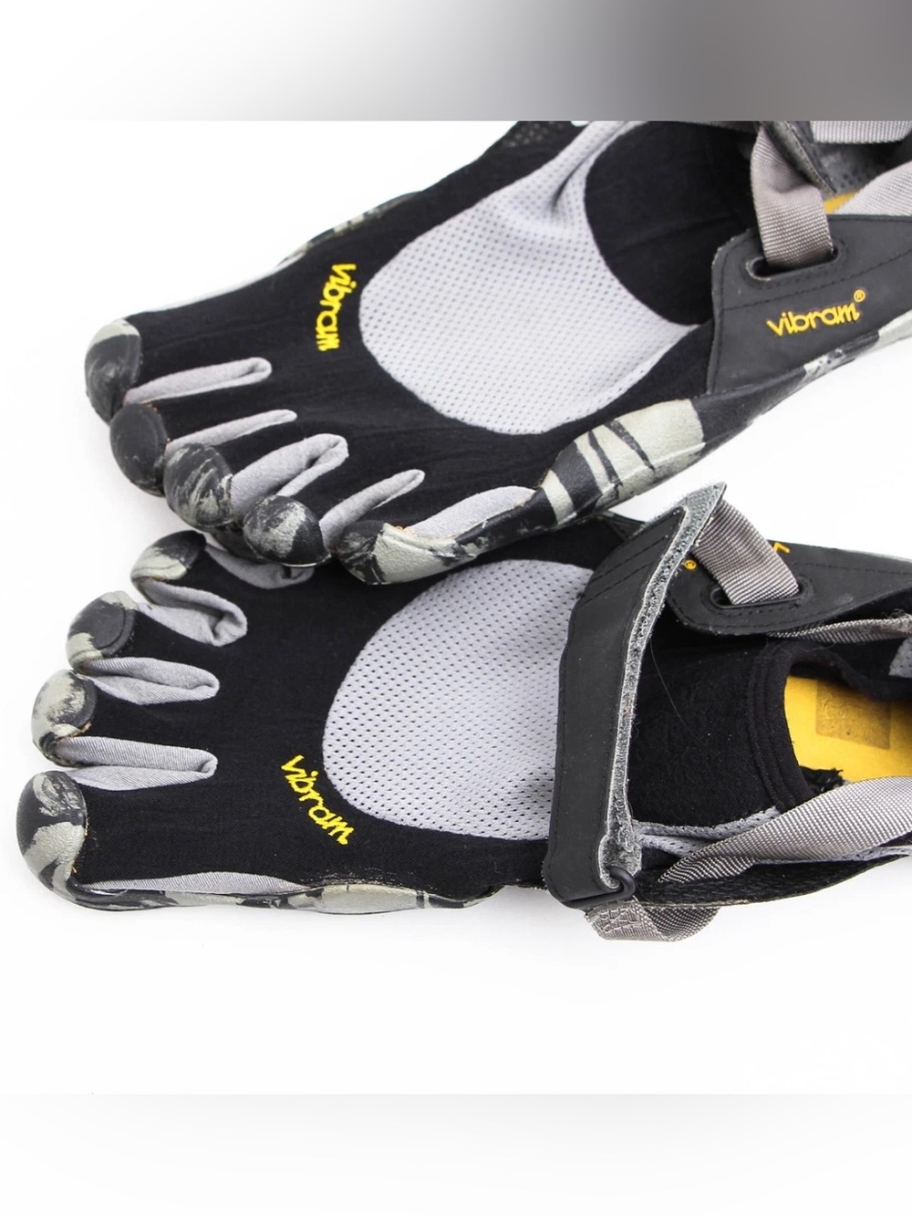 Vibram FiveFingers Black and Gray Minimalist Toe Shoes Men EU Size 40, US Size 7